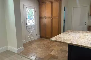 1850 Juarez Wy S, Saint Petersburg, FL 33712 - Photo 9
