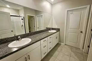 6822 King Crk Dr, Sun City Center, FL 33573 - Photo 21