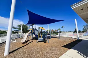 6822 King Crk Dr, Sun City Center, FL 33573 - Photo 47