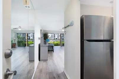 7903 Sailboat Key Boulevard S #102, South Pasadena, FL 33707 - Photo 3