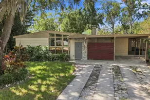 809 E River Dr, Temple Terrace, FL 33617 - Photo 1