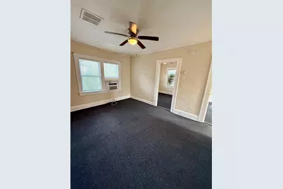 634 14th Street N #1/2, Saint Petersburg, FL 33705 - Photo 3