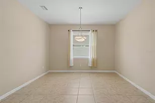 10413 Avian Forrest Dr, Riverview, FL 33578 - Photo 9