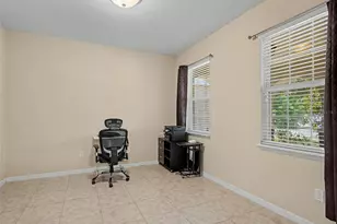 10413 Avian Forrest Dr, Riverview, FL 33578 - Photo 17