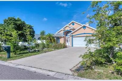 1150 Oakwood Drive, Dunedin, FL 34698 - Photo 3