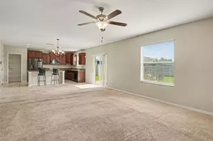 2210 Purple Orchid Pl, Ruskin, FL 33570 - Photo 3