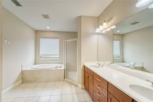 5405 Cafrey Pl, Apollo Beach, FL 33572 - Photo 9