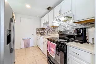 8653 69th St N, Pinellas Park, FL 33782 - Photo 11