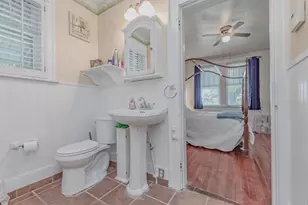 1323 18th St W, Bradenton, FL 34205 - Photo 13