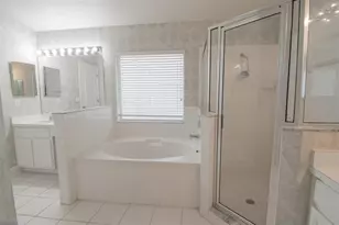 8635 Manassas Rd, Tampa, FL 33635 - Photo 11