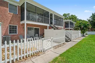 13832 Orange Sunset Dr, Tampa, FL 33618 - Photo 27