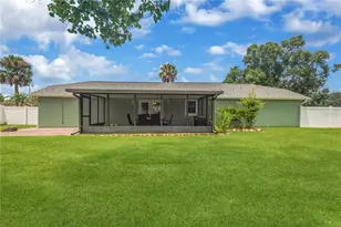 819 Jacaranda Dr, Oldsmar, FL 34677 - Photo 25