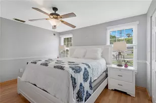 819 Jacaranda Dr, Oldsmar, FL 34677 - Photo 13