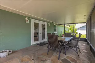 819 Jacaranda Dr, Oldsmar, FL 34677 - Photo 23