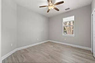 9609 Takomah Trail, Tampa, FL 33617 - Photo 17