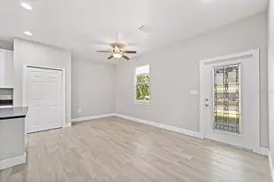 9609 Takomah Trail, Tampa, FL 33617 - Photo 9
