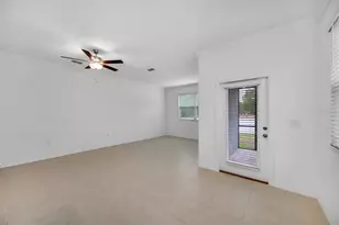 30741 Veridian Wy, Wesley Chapel, FL 33543 - Photo 9