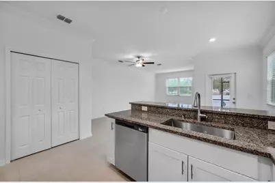30741 Veridian Way, Wesley Chapel, FL 33543 - Photo 13
