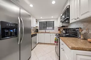 1290 Gulf Blvd, Clearwater, FL 33767 - Photo 5
