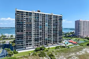 1290 Gulf Blvd, Clearwater, FL 33767 - Photo 23