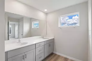 35033 Arbor Retreat Dr, Dade City, FL 33525 - Photo 7