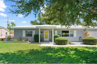 5920 49th Avenue N, Kenneth City, FL 33709 - Photo 1