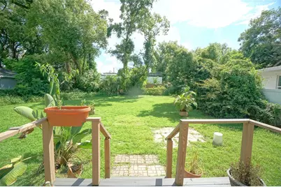 810 W Woodlawn Avenue, Tampa, FL 33603 - Photo 19