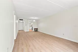 4435 1st St NE, Saint Petersburg, FL 33703 - Photo 13