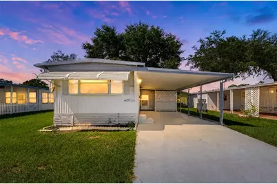 38651 Windflower Avenue, Zephyrhills, FL 33542 - Photo 3