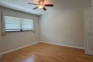 5920 80th St N, Saint Petersburg, FL 33709 - Photo 17