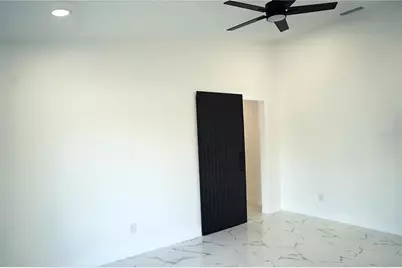 9224 Camino Villa Boulevard, Tampa, FL 33635 - Photo 19