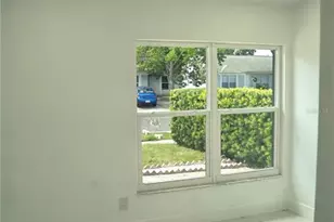 9224 Camino Villa Blvd, Tampa, FL 33635 - Photo 5