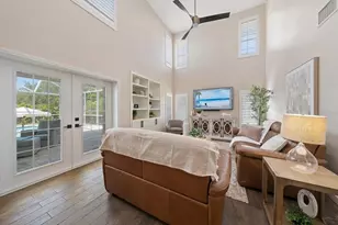 1924 Dunloe Cir, Dunedin, FL 34698 - Photo 13