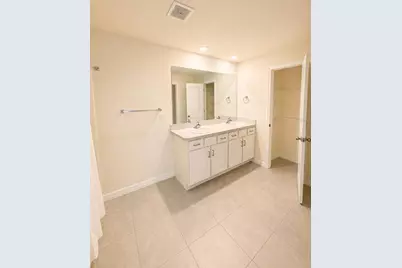 35348 Spruce Knob Court, Dade City, FL 33525 - Photo 17