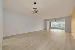 2383 Netherlands Dr, Clearwater, FL 33763 - Photo 5