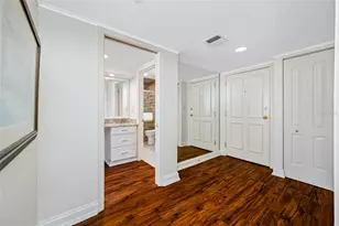 7600 Bayshore Dr, Treasure Island, FL 33706 - Photo 21