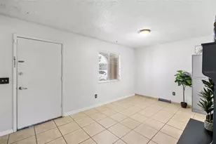 4038 Cortez Dr, Tampa, FL 33614 - Photo 9