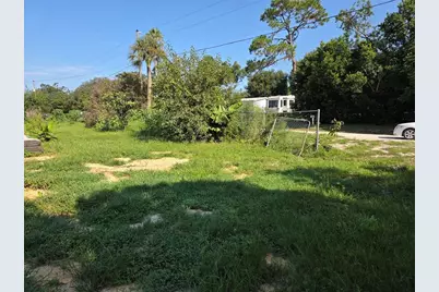 36830 Eden Street, Zephyrhills, FL 33541 - Photo 3