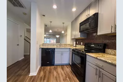 819 Oak Park Place, Brandon, FL 33511 - Photo 5