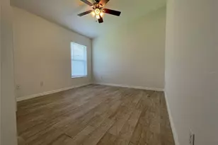9322 Mangrove Ct, Tampa, FL 33647 - Photo 17