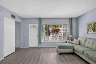 2280 World Pkwy Blvd, Clearwater, FL 33763 - Photo 15