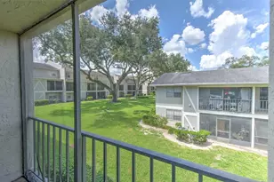 14454 Reuter Strasse Cir, Tampa, FL 33613 - Photo 29
