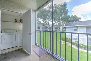14454 Reuter Strasse Cir, Tampa, FL 33613 - Photo 27