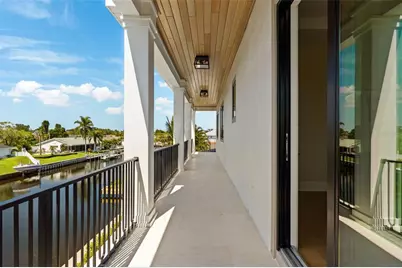 1482 51st Avenue NE, Saint Petersburg, FL 33703 - Photo 23
