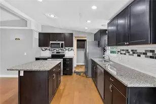 4116 S Kings Ave, Brandon, FL 33511 - Photo 5