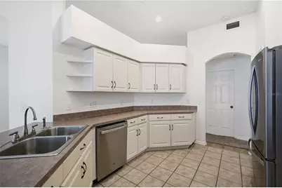 5912 Bramble Bush Court, Zephyrhills, FL 33541 - Photo 17