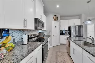 8792 Prairie Creek Dr, New Port Richey, FL 34655 - Photo 25