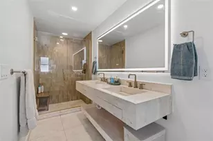114 8th St, Belleair Beach, FL 33786 - Photo 27