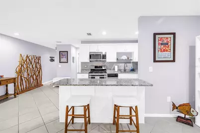5725 80th Street N #106, Saint Petersburg, FL 33709 - Photo 11