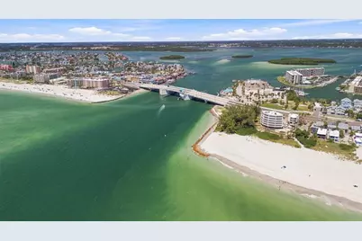 11797 1st Street E, Treasure Island, FL 33706 - Photo 9